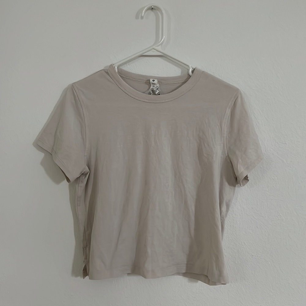 Lululemon Crop Tshirt I’m Cream